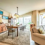 Apartment Bonito With Balcony & Harbour View By Interhome